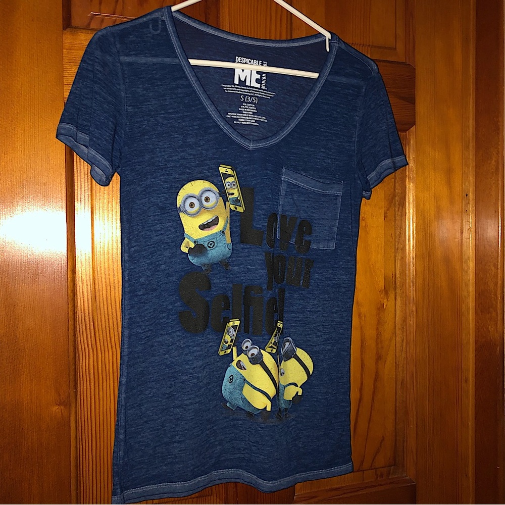Love Your Selfie Minions jrs small 3/5 V neck fitted tee Despicable Me - Picture 2 of 6